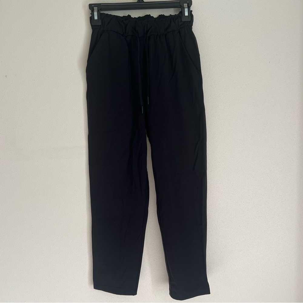 Lululemon Black Keep Moving 7/8 Pants Size 2